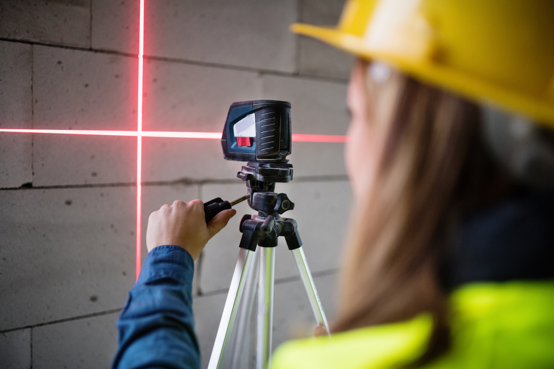 How Are Laser Levels Used in Surveying and Construction?